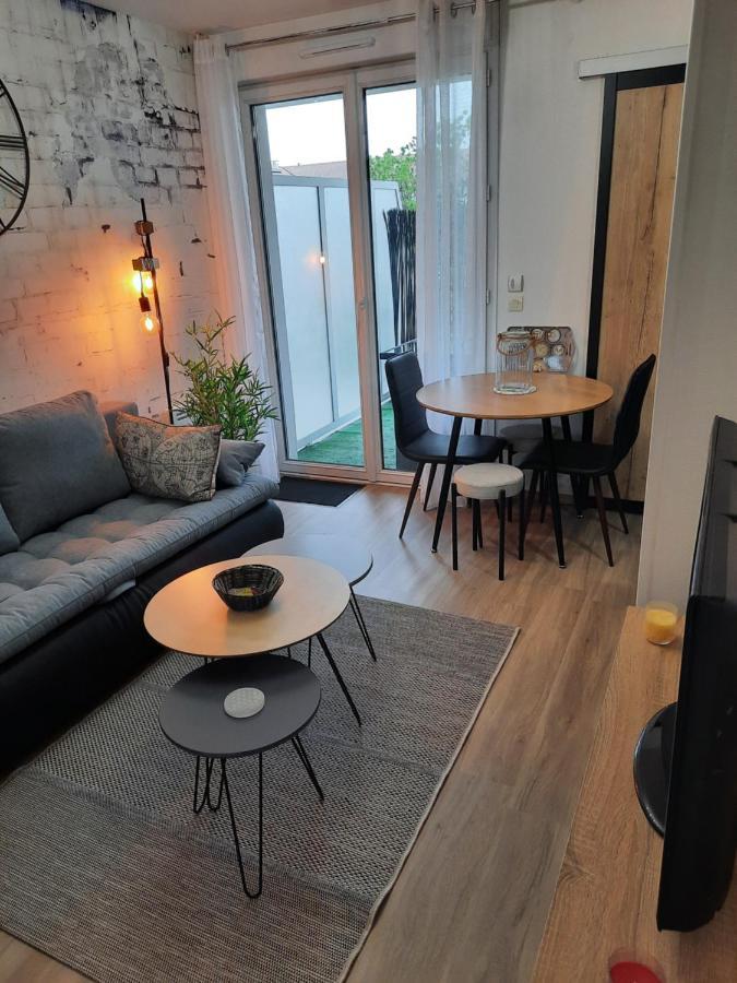 Le Magdad Apartment Rochefort  Bagian luar foto