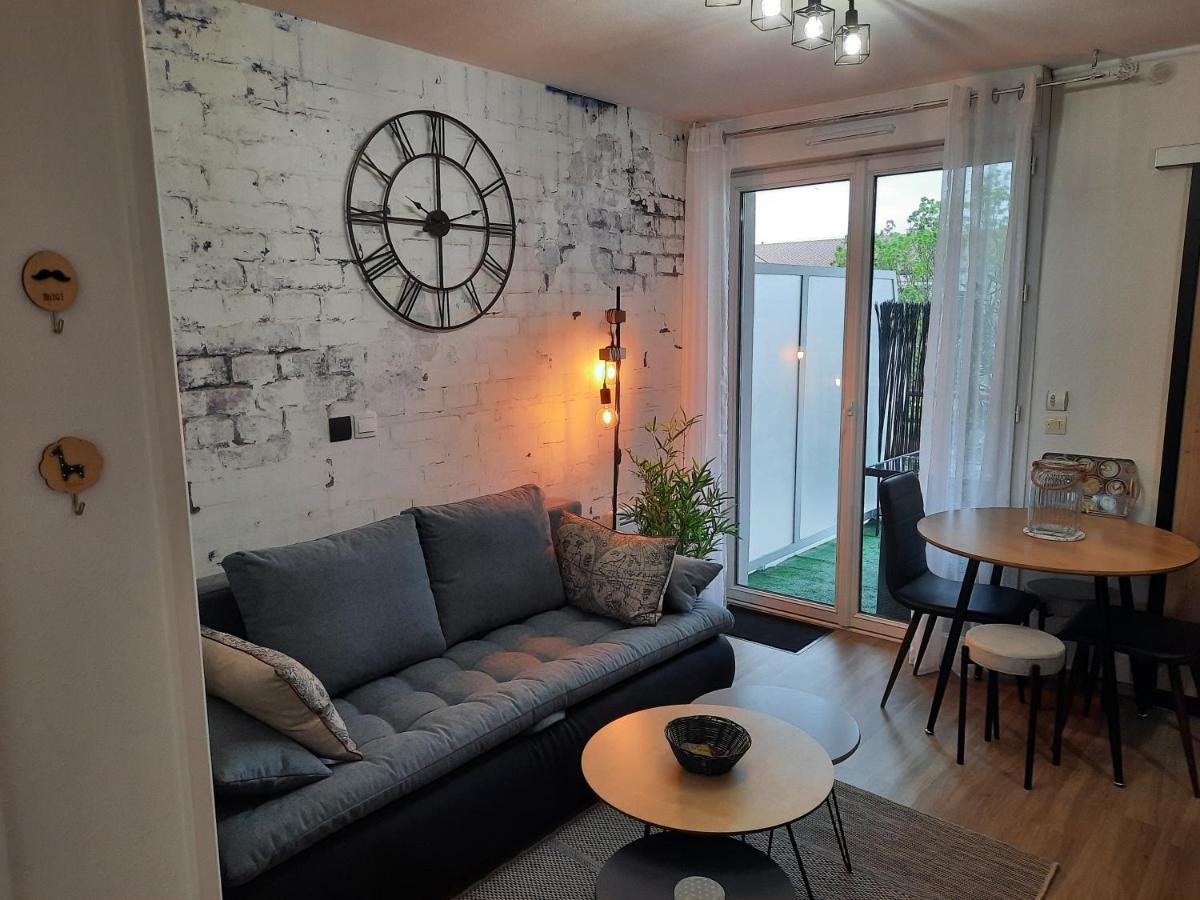 Le Magdad Apartment Rochefort  Bagian luar foto
